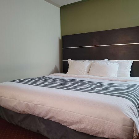 Surestay Plus Hotel By Best Western Кінкардайн Екстер'єр фото