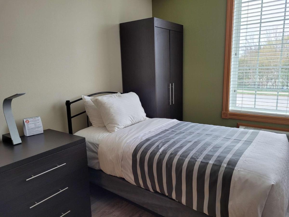 Surestay Plus Hotel By Best Western Кінкардайн Екстер'єр фото