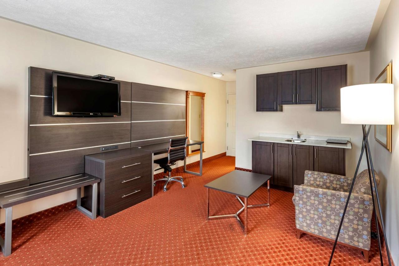 Surestay Plus Hotel By Best Western Кінкардайн Екстер'єр фото
