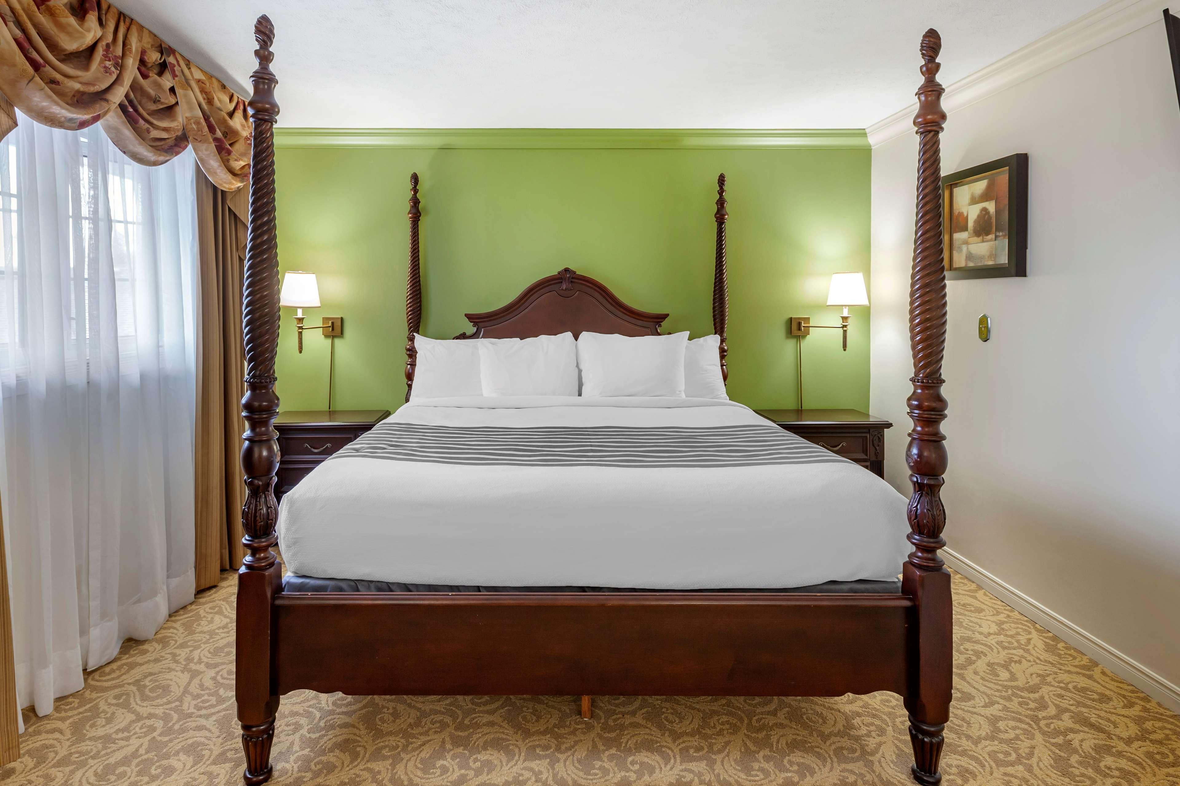Surestay Plus Hotel By Best Western Кінкардайн Екстер'єр фото