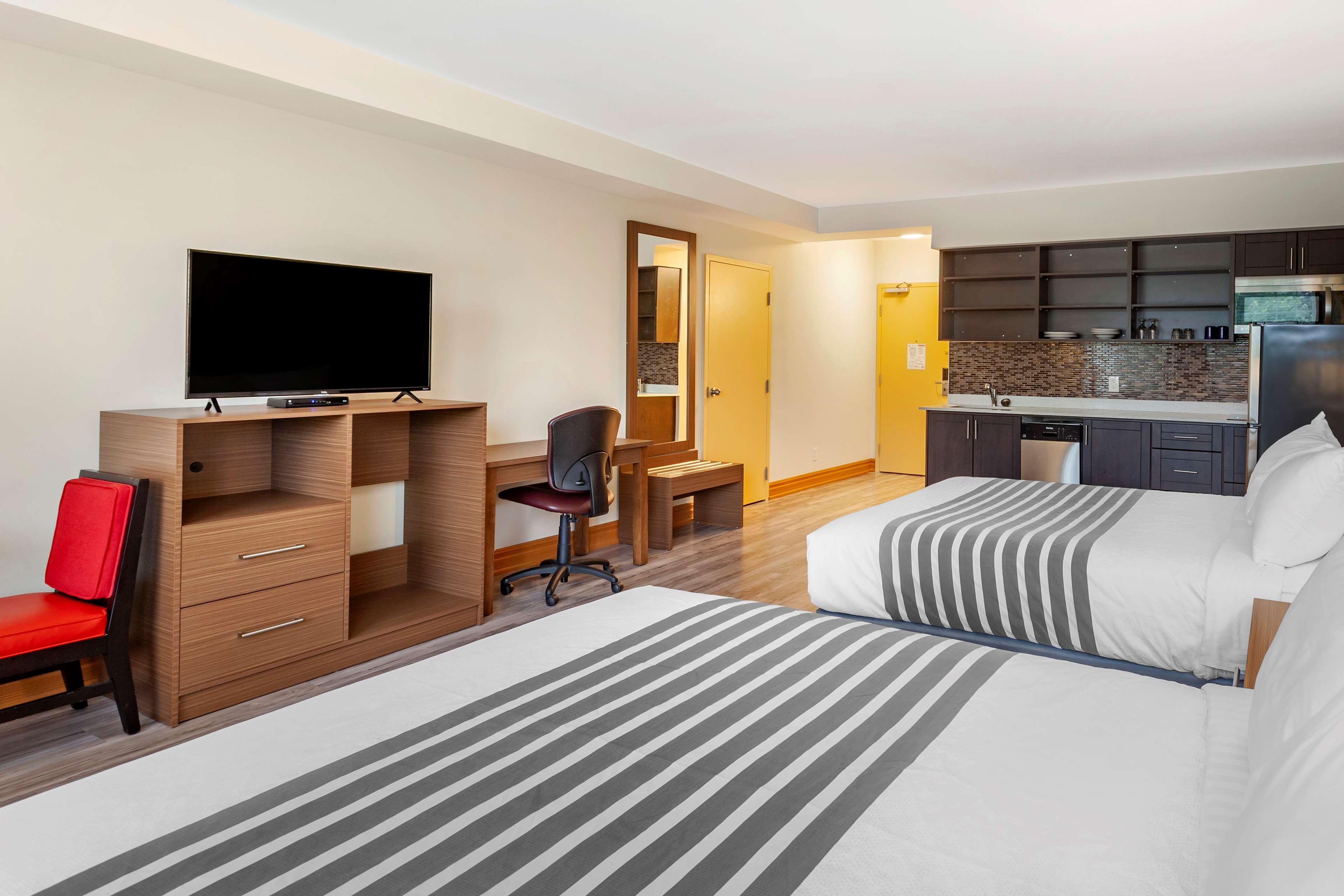Surestay Plus Hotel By Best Western Кінкардайн Екстер'єр фото