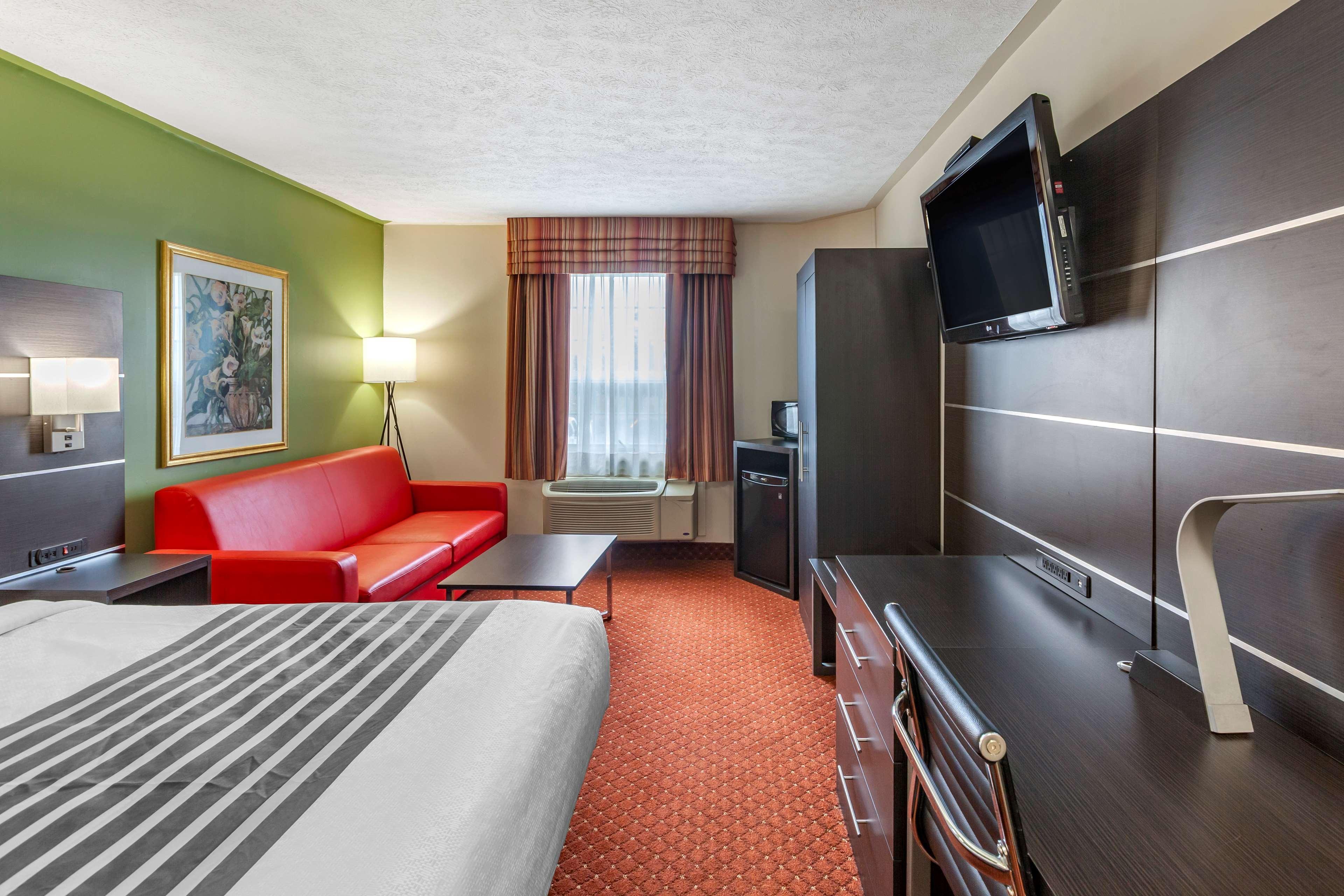 Surestay Plus Hotel By Best Western Кінкардайн Екстер'єр фото