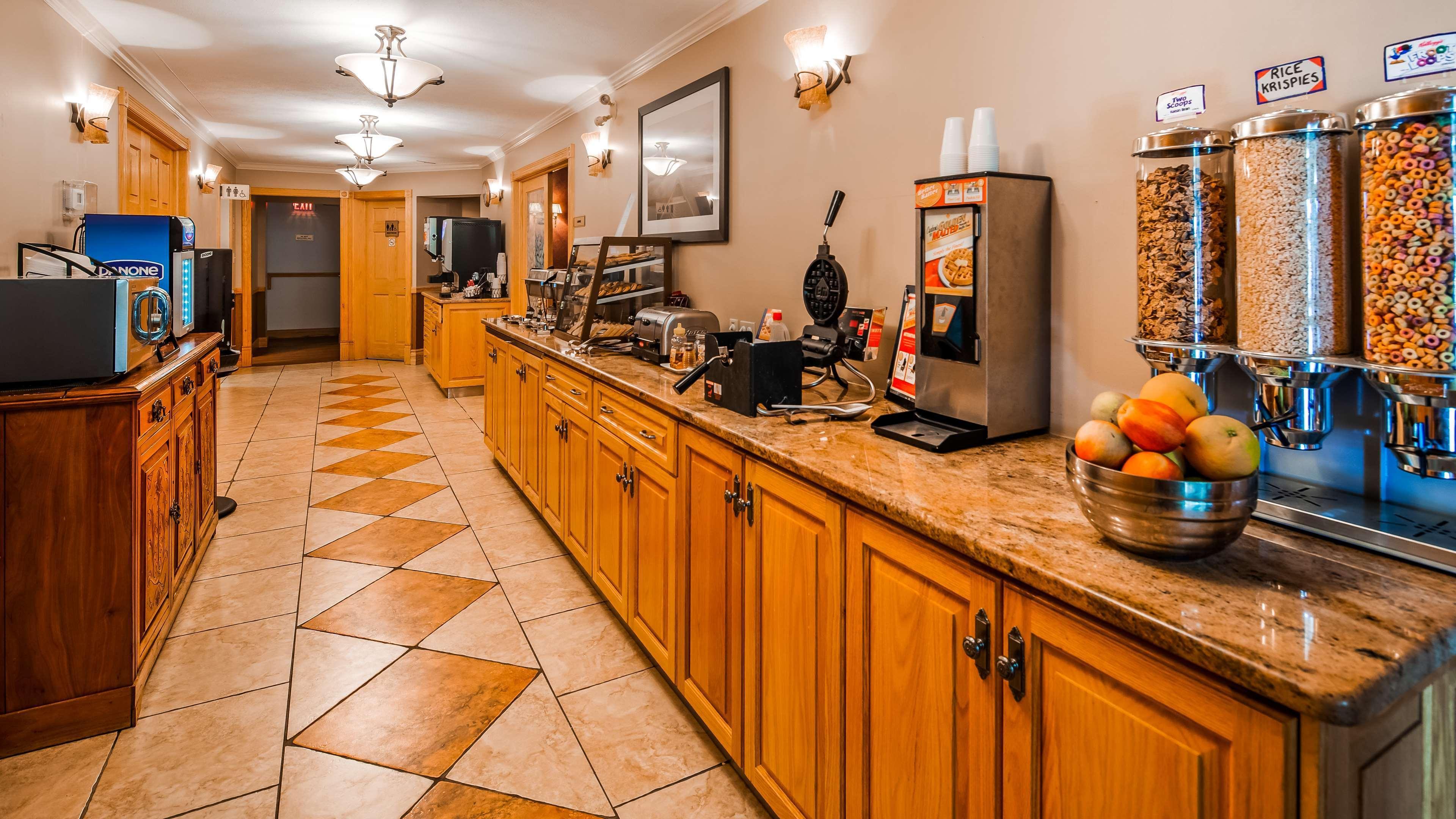 Surestay Plus Hotel By Best Western Кінкардайн Екстер'єр фото